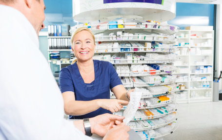 pharmacist assisting the customer